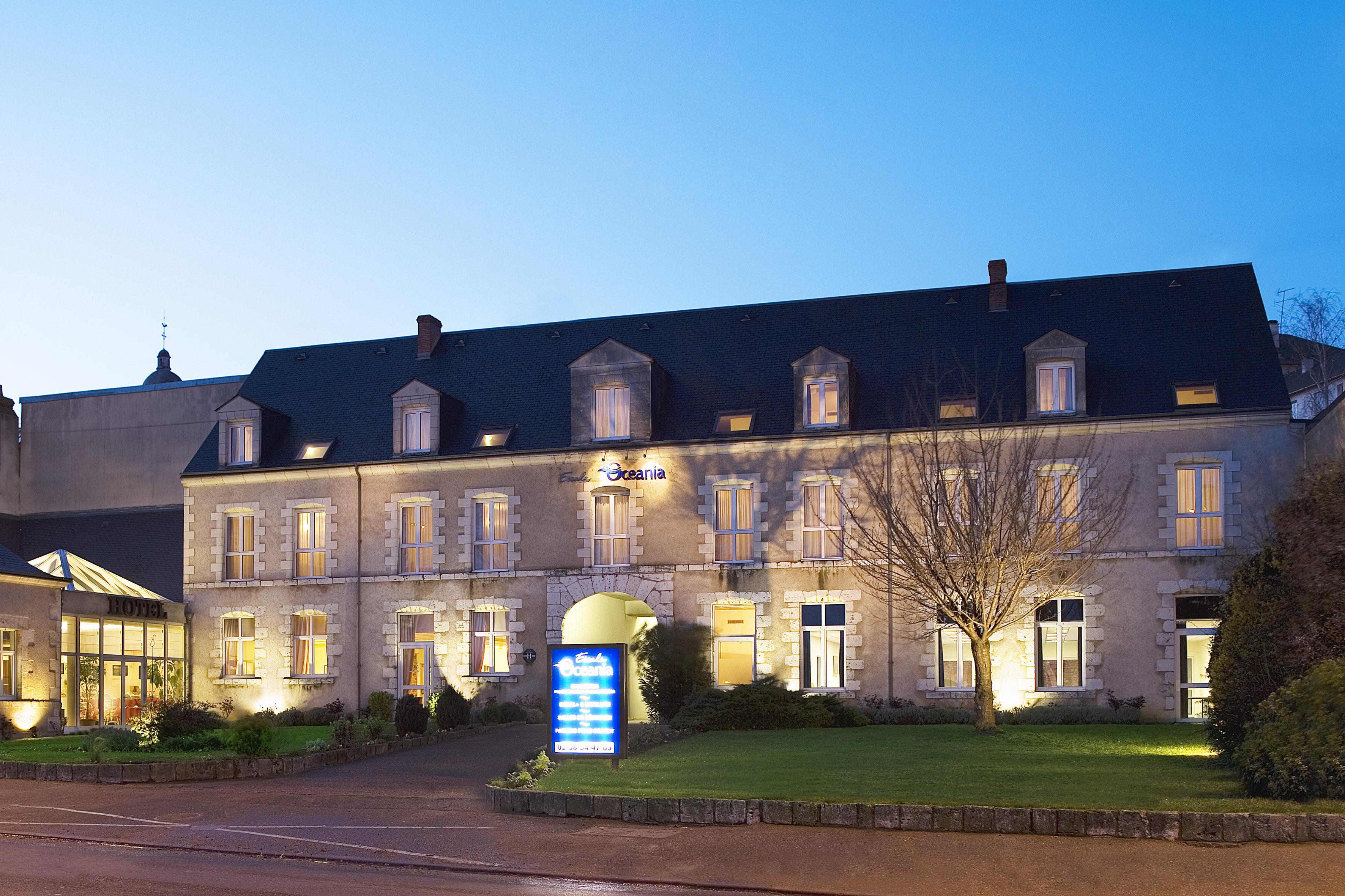 Escale Oceania Orleans Hotel Exterior photo